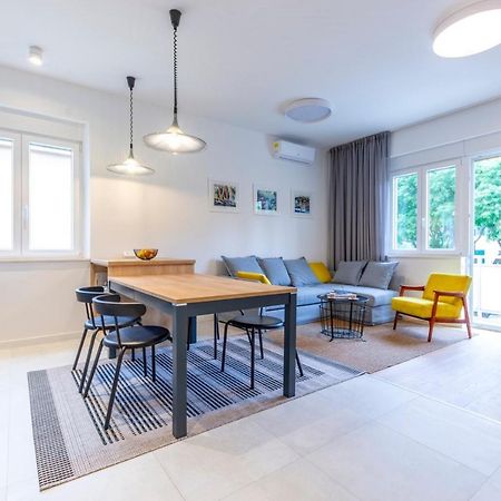 Split Luxury Suite Buitenkant foto